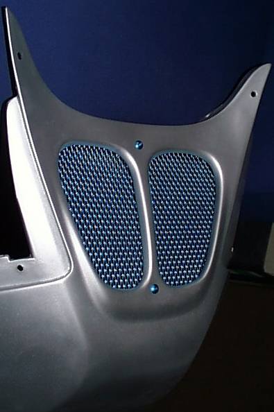 Alu-Gitter eleoxiert und blau lackiert
