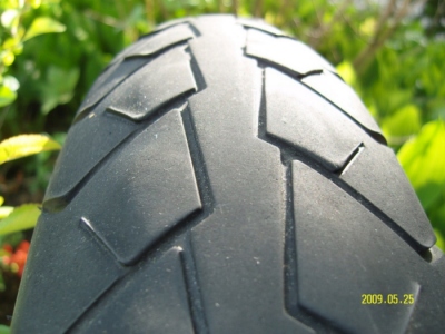 BT020_1a.jpg
