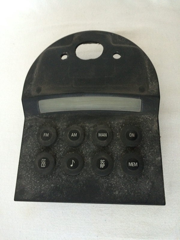 Radiodisplay vor der Aufbereitung