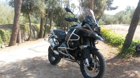 Moto1-2.jpg