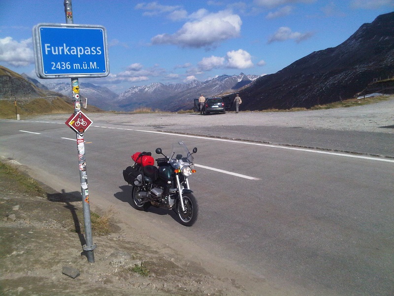 Die grüne R1100R in ihrem Element.jpg