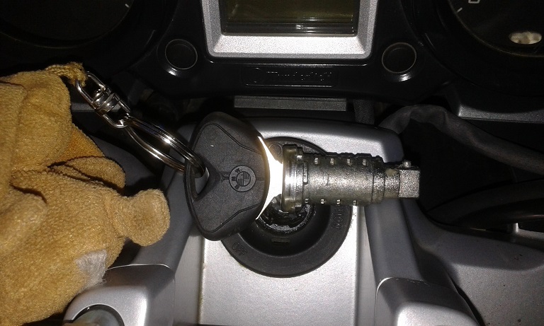 zusaetzliche_wegfahrsperre.jpg