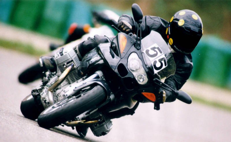 1999_00_00_R1100S_001cc.jpg