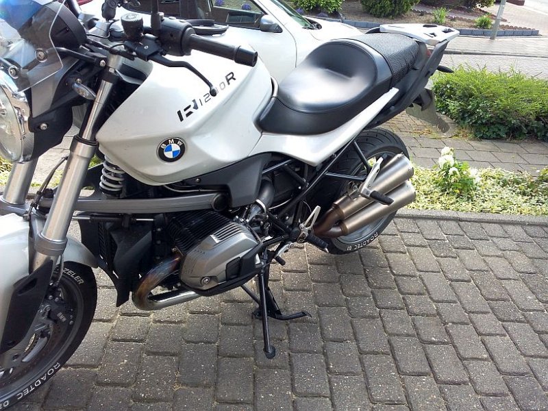 Akrapovic-ist-dran.jpg