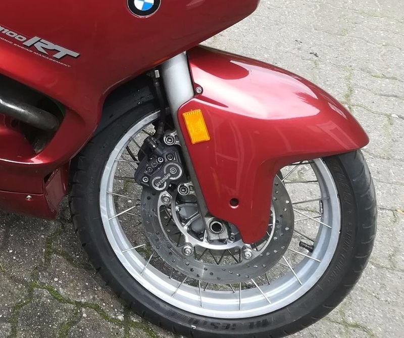 Fender R 1100 RT.jpg