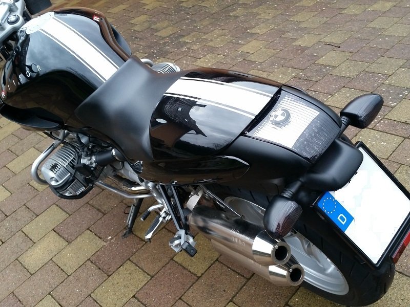 BMW3.jpg