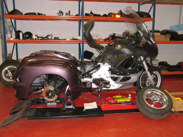 480-81831402172009112-TrikeBMWJEF7 Trike 2.jpg