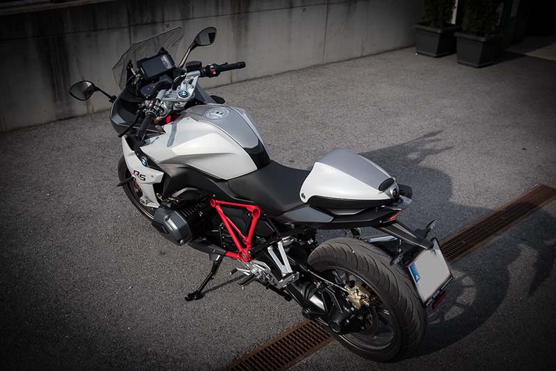 R1200RS-1-2-1.jpg