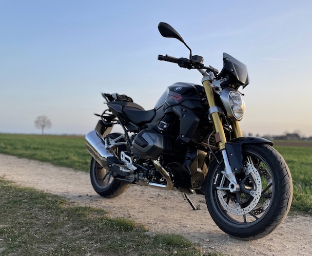 Meine R1250R mit Sportscheibe schwarz