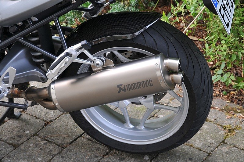 Akrapovic_800.jpg
