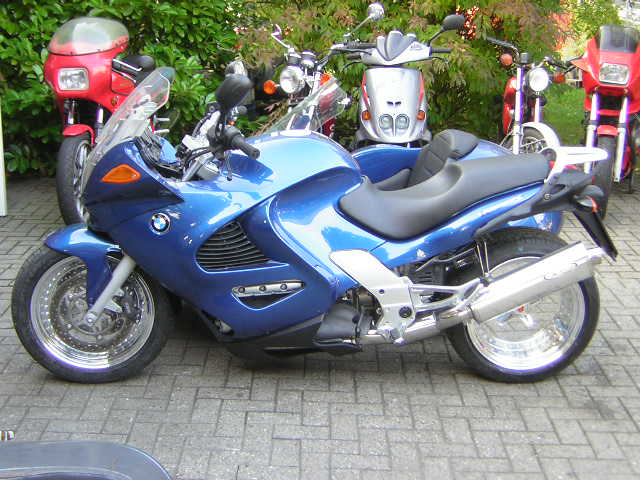 9E8919.jpg