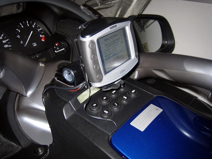 2010.07.30 K1200LT-Audio-Navi 002.jpg